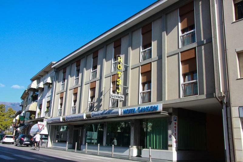 Hotel Sanson ヴィットリオ・ヴェネト エクステリア 写真