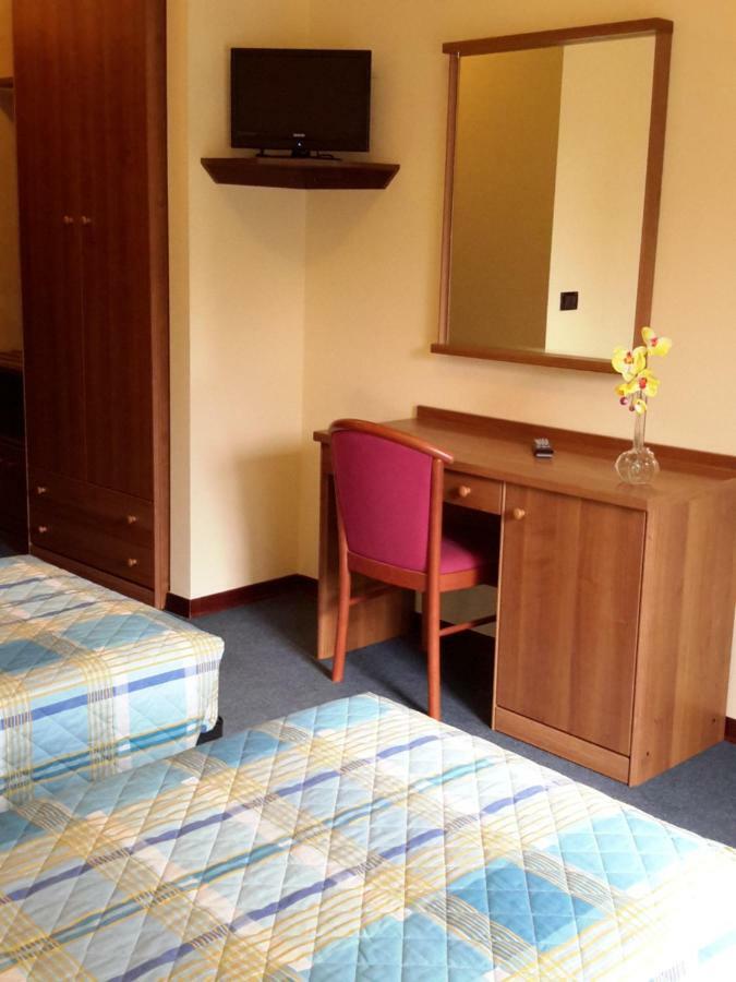 Hotel Sanson ヴィットリオ・ヴェネト エクステリア 写真